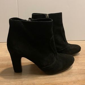 𝅺SAM Edelman Black Suede Ankle Sofia boots size 10M zipper